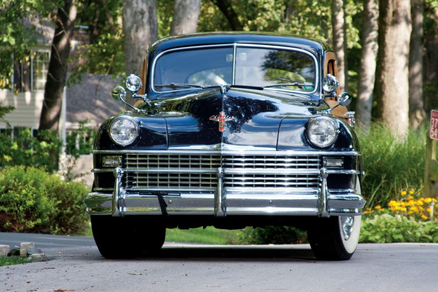  Chrysler Town & Country Sedan Black 1948 года  (фото 21 из 30)